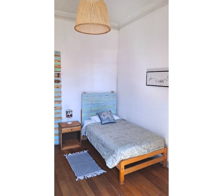Arriendo de piezas Valparaíso Valparaíso - Fotos de Pieza amoblada con servicios incluidos (solo hombres)