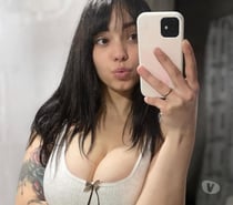 Muy activa chica de puente