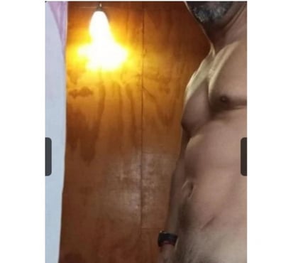 Encuentros Sexuales Santiago Santiago - Fotos de Cuarenton atractivo en busca de Xica estable para encuentros