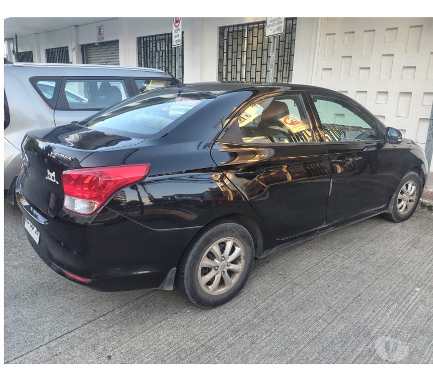 Autos usados Llanquihue Puerto Varas - Fotos de Venta Vehículo Hyundai Verna 2021 Color Negro