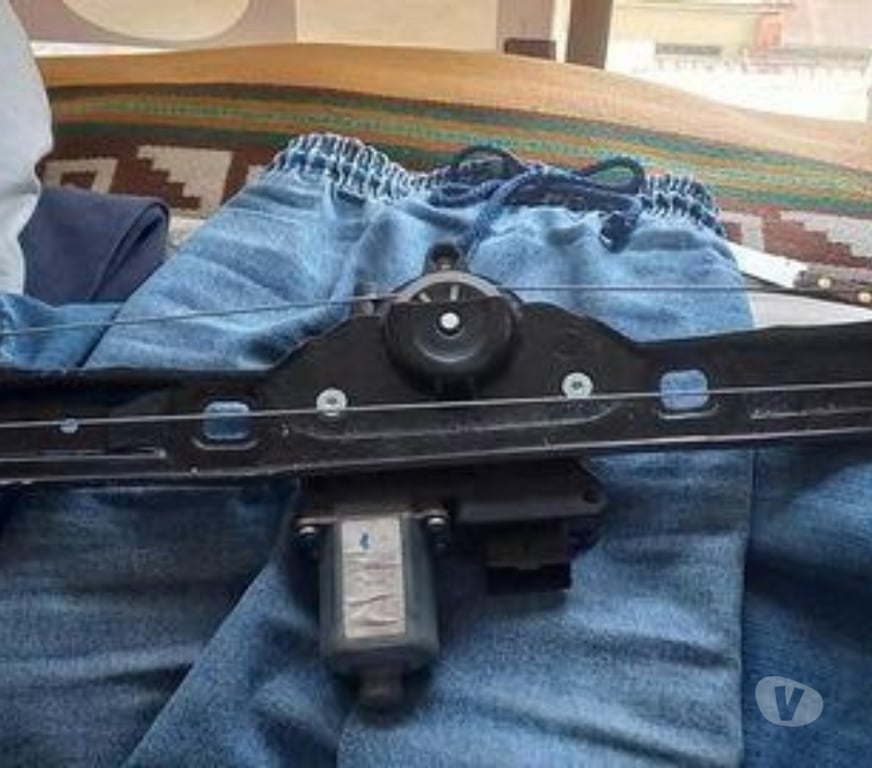 Accesorios para Autos Santiago Santiago - Fotos de Flujómetro cremallera botoneras alza vidrios Fiat doblo