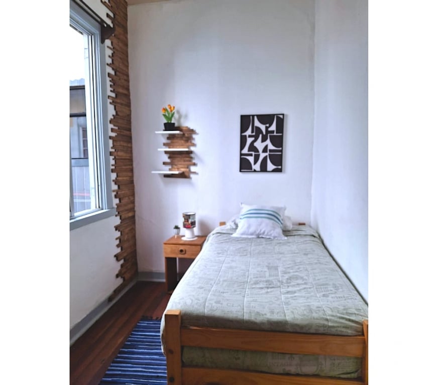 Arriendo de piezas Valparaíso Valparaíso - Fotos de Pieza Amoblada (Disponible) - Valparaíso