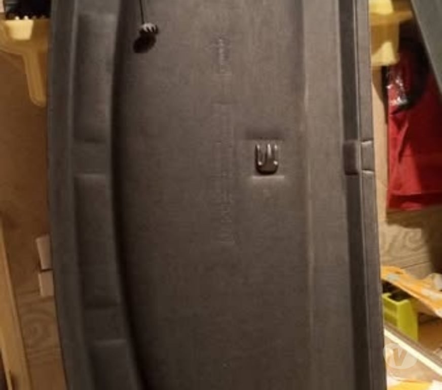 Accesorios para Autos Santiago Santiago - Fotos de Cubre maleta original volkswagen golf, esta nuevo.-